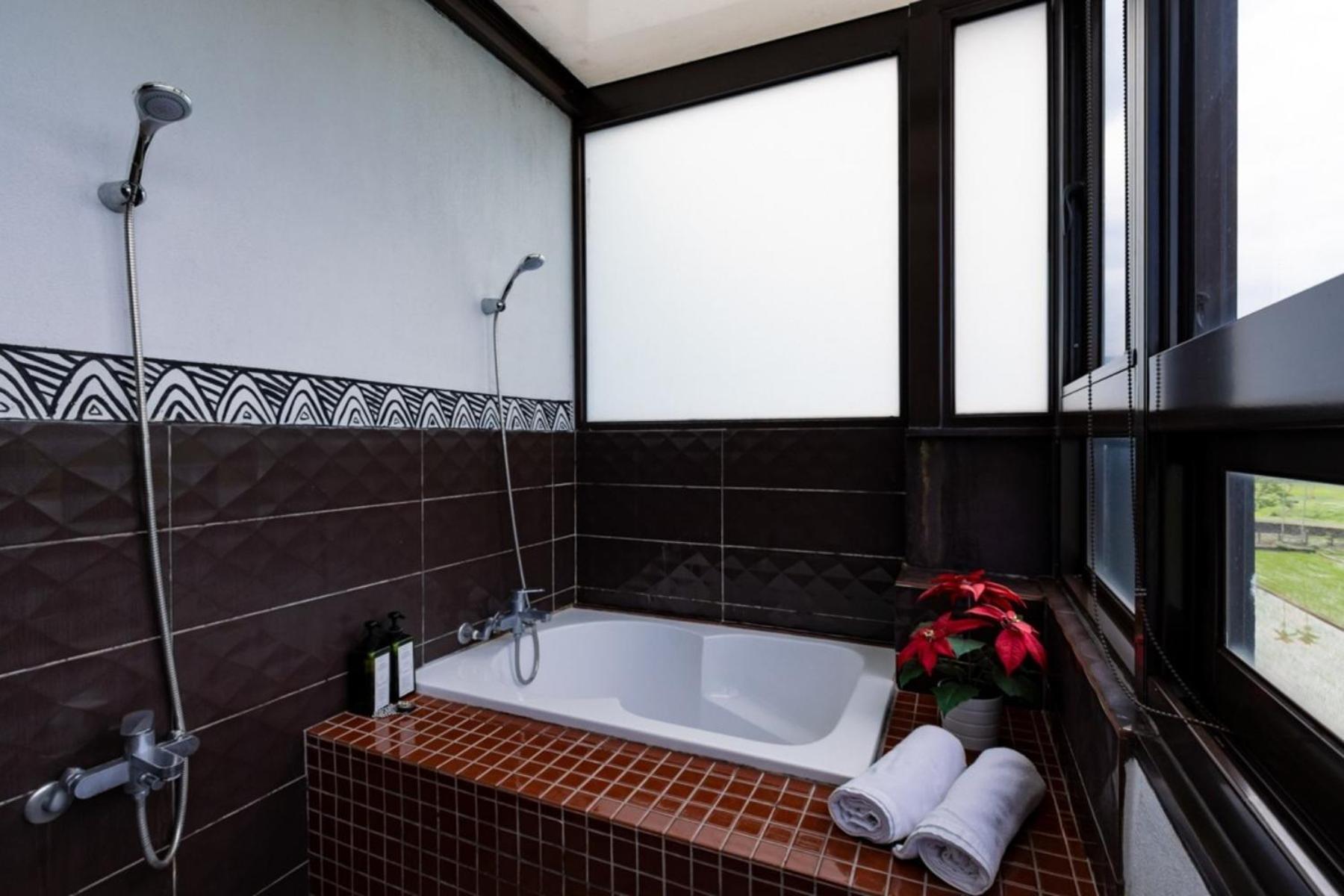Hi Zebra Travel B&B Dongshan  Eksteriør billede